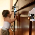 Haus und Wohnung Haus kindersicher machen: 10 Tipps, die Leben retten können
